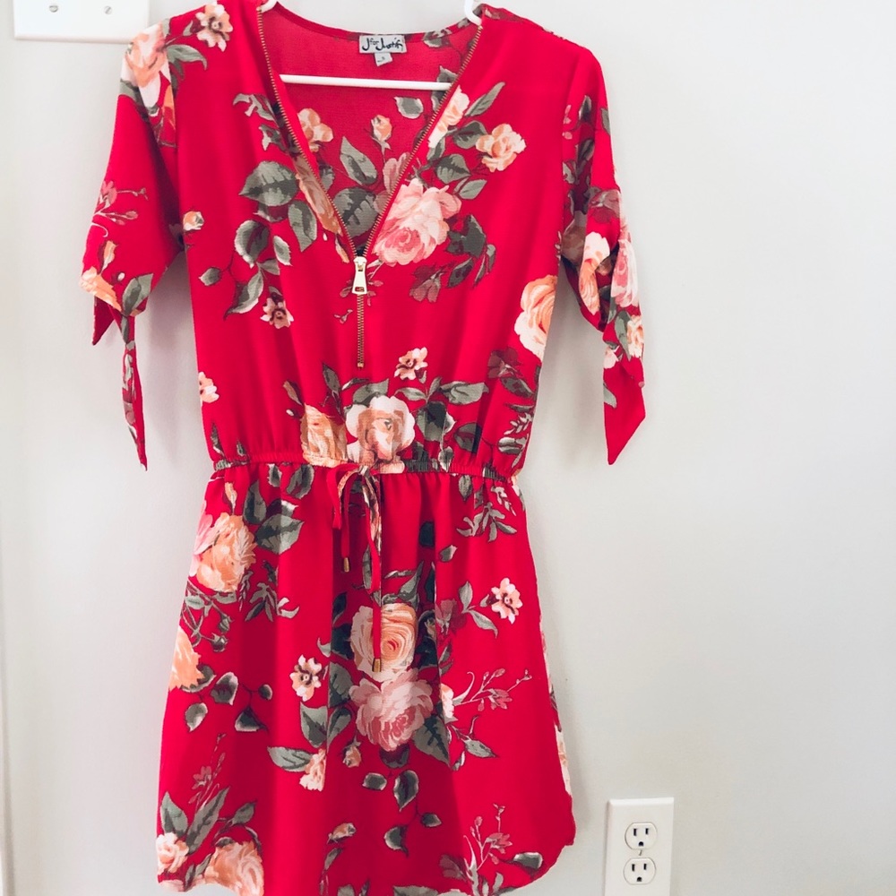 Red Floral print dress. - Picture 1 of 2